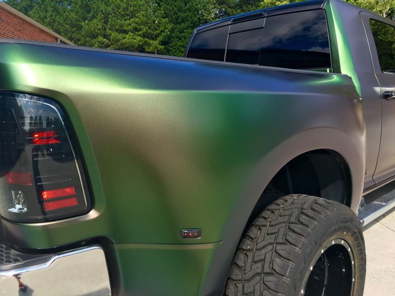 Avery Satin Urban Jungle Silver & Green