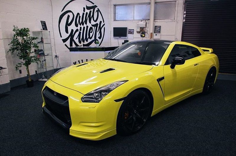 Avery Gloss Ambulance Yellow