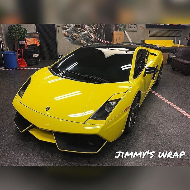 Avery Gloss Yellow