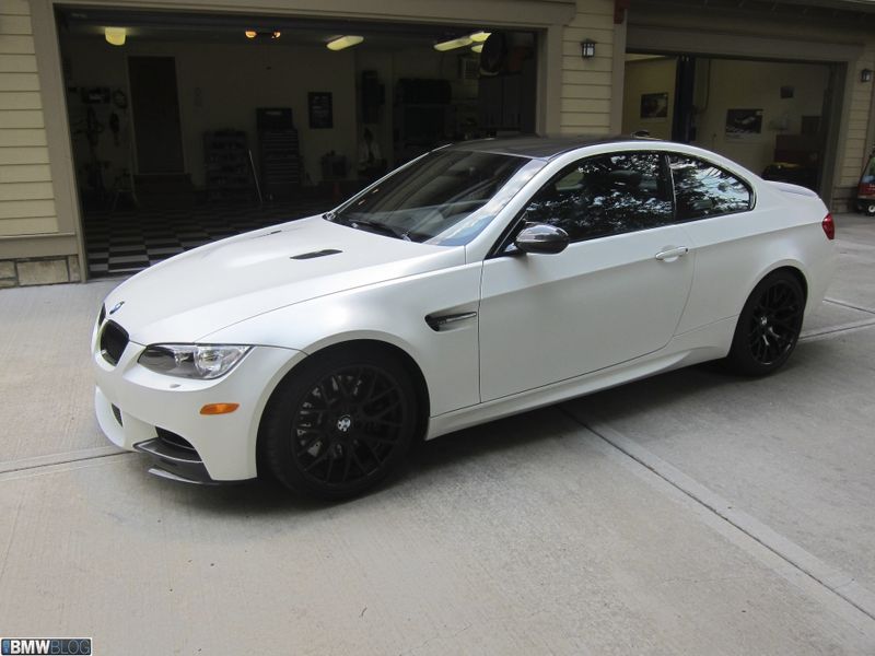 3M 2080-SP240 Satin Frozen Vanilla Vinyl