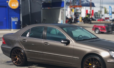 3M 2080-G211 Metallic Gloss Charcoal Vinyl