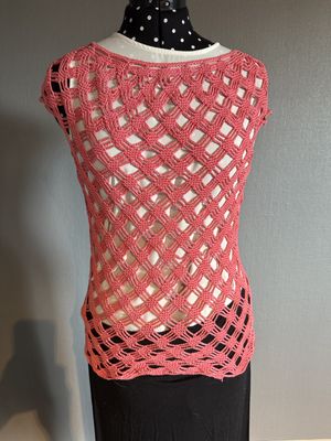 Topp virkad i bomull