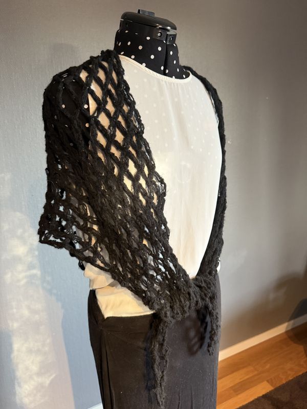 Sjal i kärleksknutar