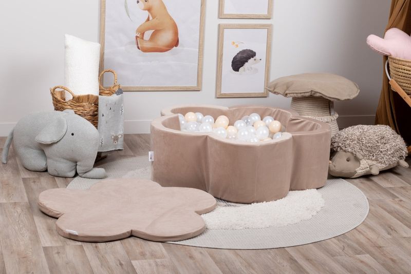 Bollhav med lock - Beige Blomma