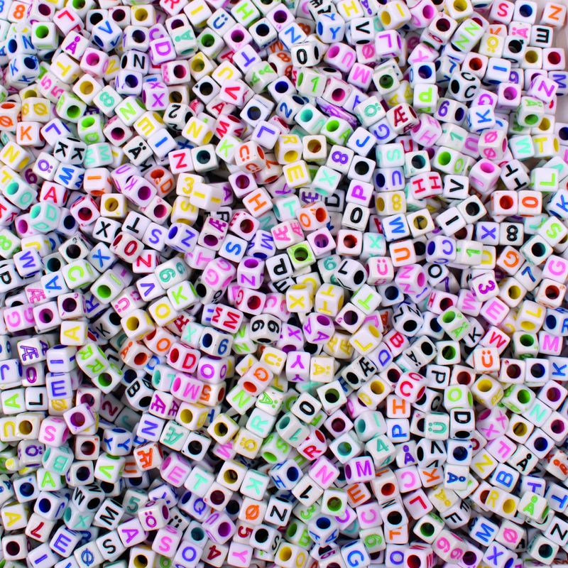 Bokstavs- och sifferpärlor 250g