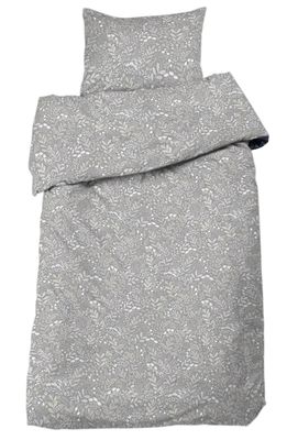 Bäddset med vackert småmönstrat blommotiv av 100% bomull, OEKO-tex-certifierat. Mönstret är skapat av en svensk designer