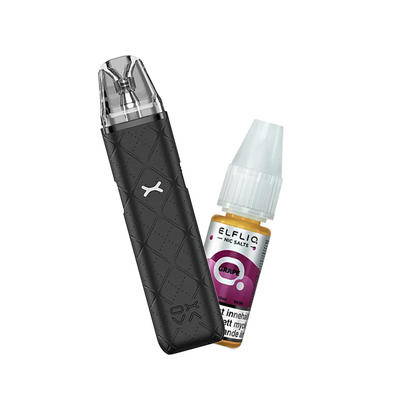 OXVA Xlim Go Pod Kit bredvid Elfliq Grape flaska, placerade mot en ljus bakgrund.