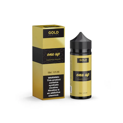 one up Pineapple Passion originallåda och flaska mot vit bakgrund