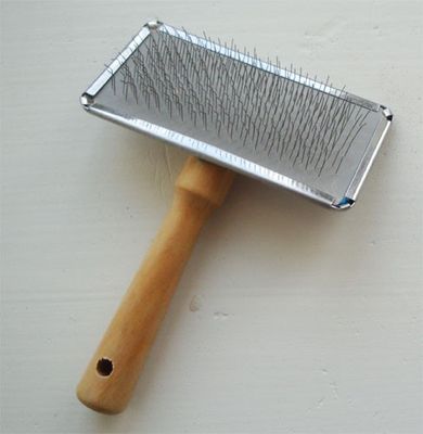 Karda med träskaft