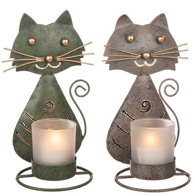 Ljuslykta katt i hamrad plåt