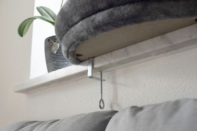Sovplats fönsterbräda grå