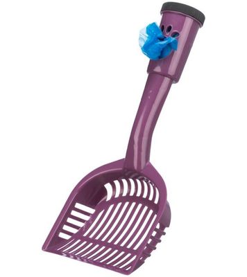 Spade med bajspåsar i skaftet