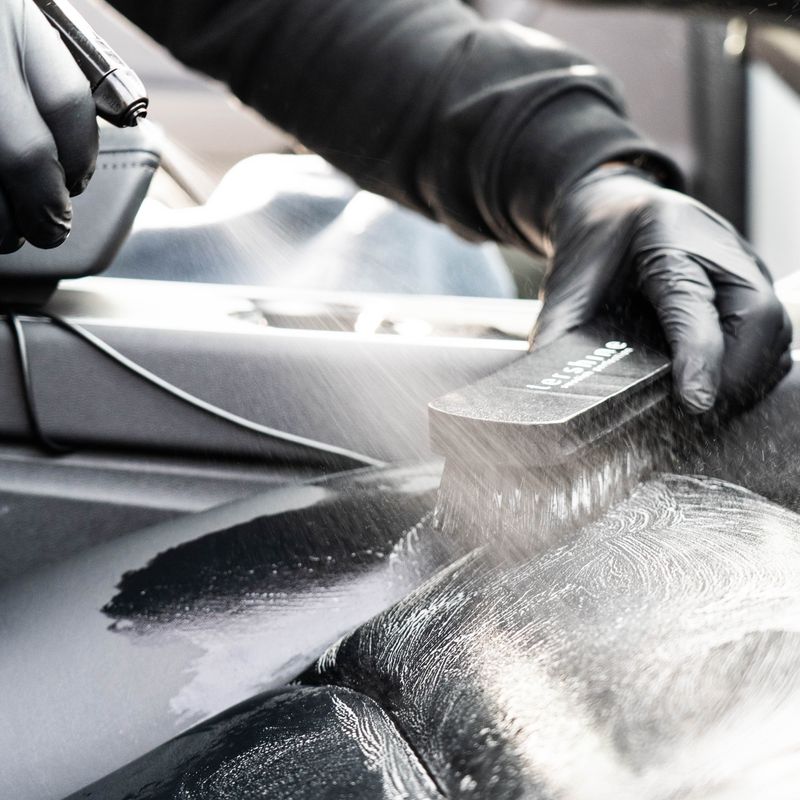 allrengöring för insidan penslar mikrofiber bilvård fordonsvård rengöra tvätta städa bilar