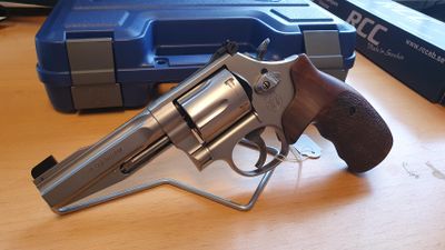Smith & Wesson 686 SSR .357 Magnum *VMB*