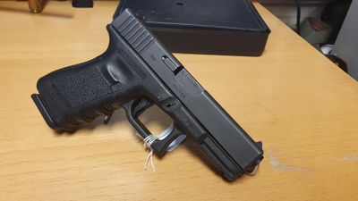 Glock 19 Gen 3 9x19 S/N DCC596 *VMB* 