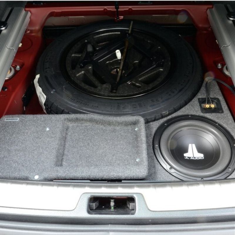 Baslåda 10" BMW X6 08-