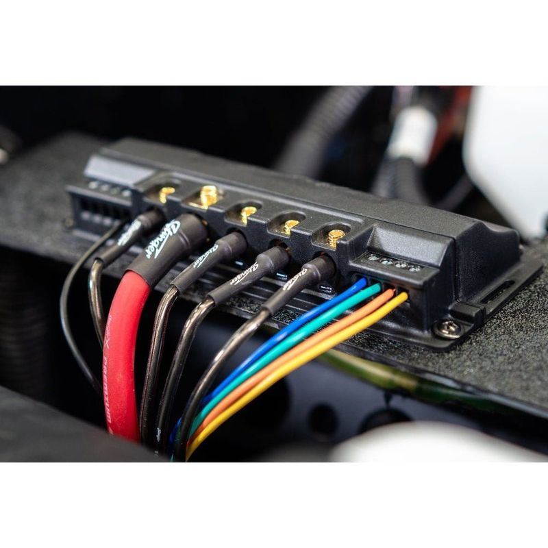 SwitchHub - 4 Channel 100 Amp Solid State Relay