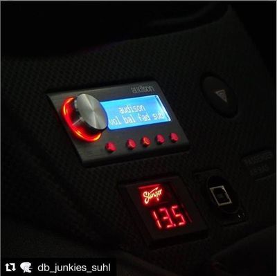 Stinger 3-Digit Flush/Surface Mounted Voltage Meter Display (Red LED)
