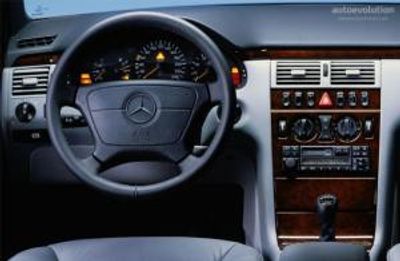 Mercedes E-Klass 1995-2001 S210 W210