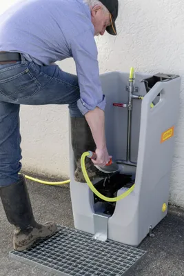 CEMO Stöveltvätt Premium – Automatisk Stöveltvättstation med 4 Borstar och Handtvättfunktion, 53 × 49 × 88 cm