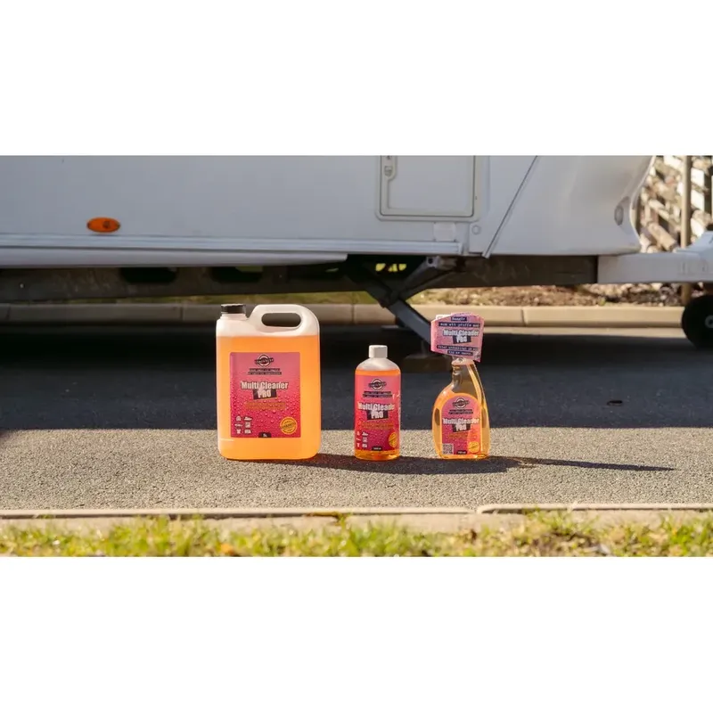 Sharkbite Multi Cleaner PRO – Högkoncentrerat Allrengöringsmedel för Båt, Bil, Husvagn & Hem, 750 ml