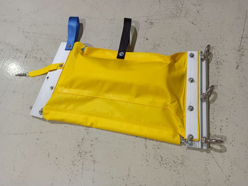 AquaGuard 1200C – Tyngsta Cylindriska Oljelänsan för Offshore och Extrema Vattenmiljöer, 1200 mm, Gul