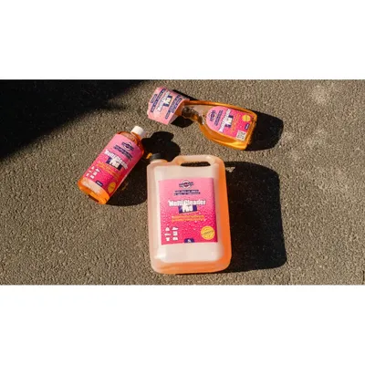 Sharkbite Multi Cleaner PRO – Högkoncentrerat Allrengöringsmedel för Båt, Bil, Husvagn & Hem, 750 ml