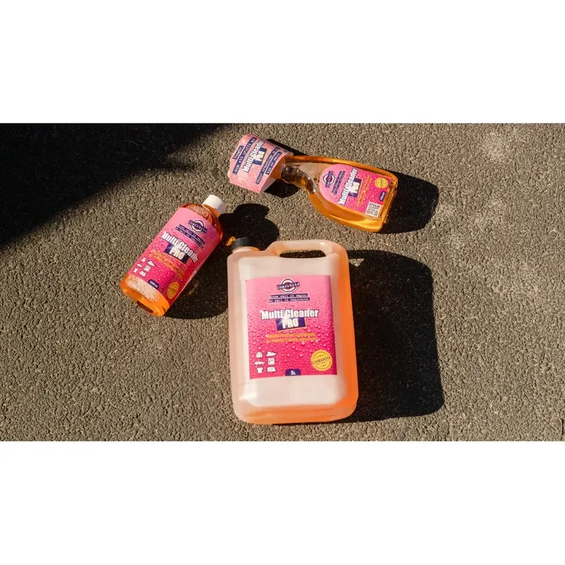 Sharkbite Multi Cleaner PRO – Högkoncentrerat Allrengöringsmedel för Båt, Bil, Husvagn & Hem, 750 ml