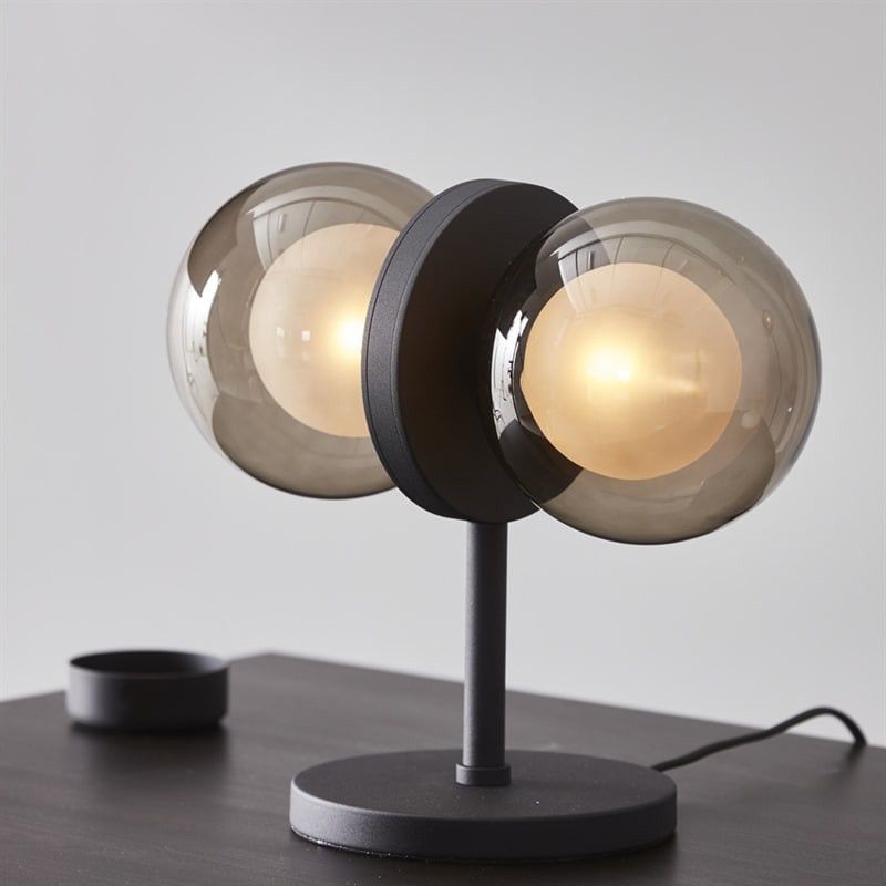 Discus bordslampa