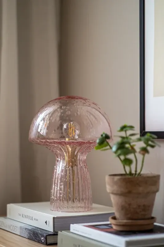 Fungo bordslampa rosa
