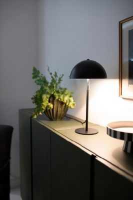 Icon bordslampa svart