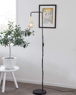 Fondi golvlampa
