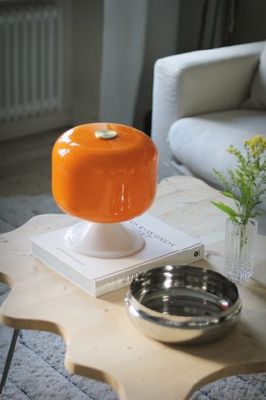 Bullen bordslampa orange