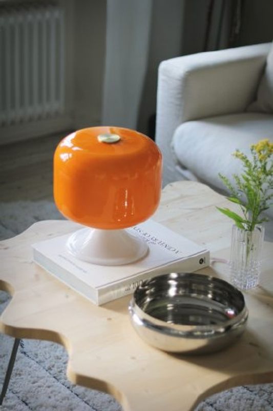 Bullen bordslampa orange