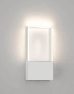 Watch Vägglampa