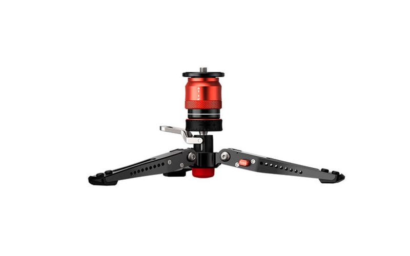 Cobra 3 C180F-P Monopod Kolfiber med pedal