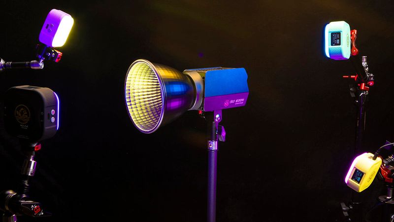 Magnetisk liten lila LED-panel med RGB som styrs via app