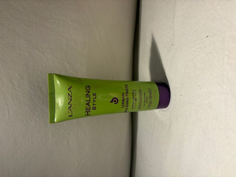 L'ANZA Healing Style Urban Molding Paste