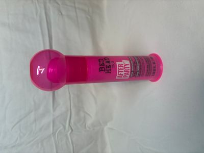 Bed Head Smoothing Cream