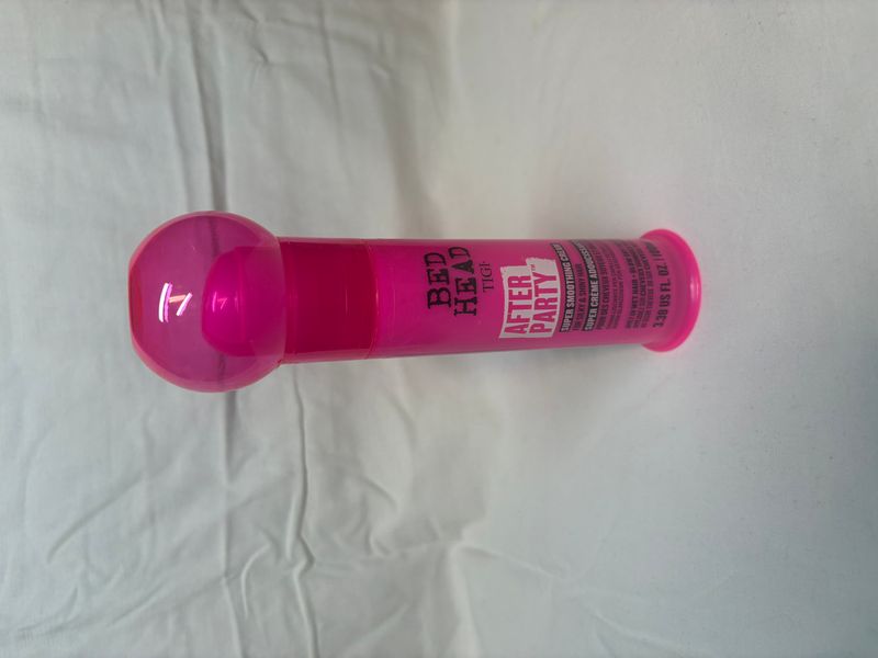 Bed Head Smoothing Cream