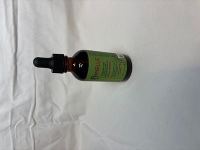 Mielle Rosemary Mint Scalp & Hair Strengthening Oil