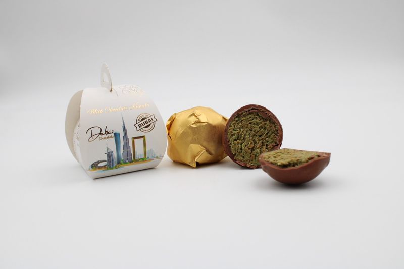 LEE Dubai Pistachio Chocolate Ball 30x85g