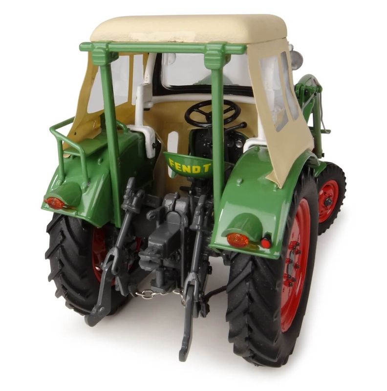 Fendt Farmer with fritzmeier cabin and frontloader | 1:32