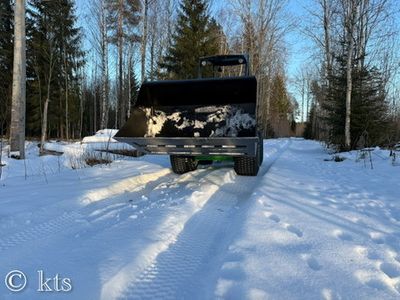 K.T.S Universalskopa 1,4 m Bultade fästen