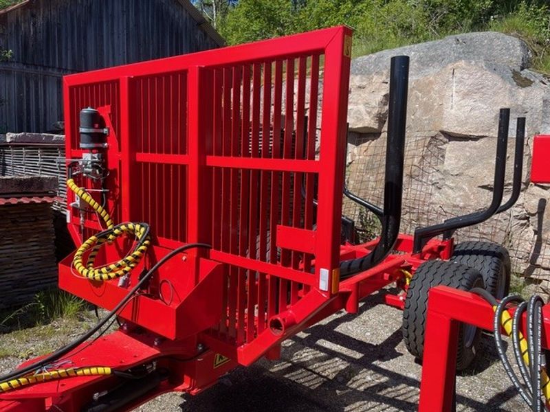 KTS Huggarvagn 13,0 ton dubbelram med tippflak