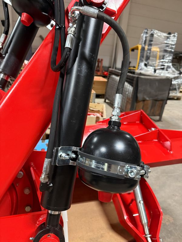 Kit med två Gasackumulator ELM 1,4 liter G1/2" och slangar