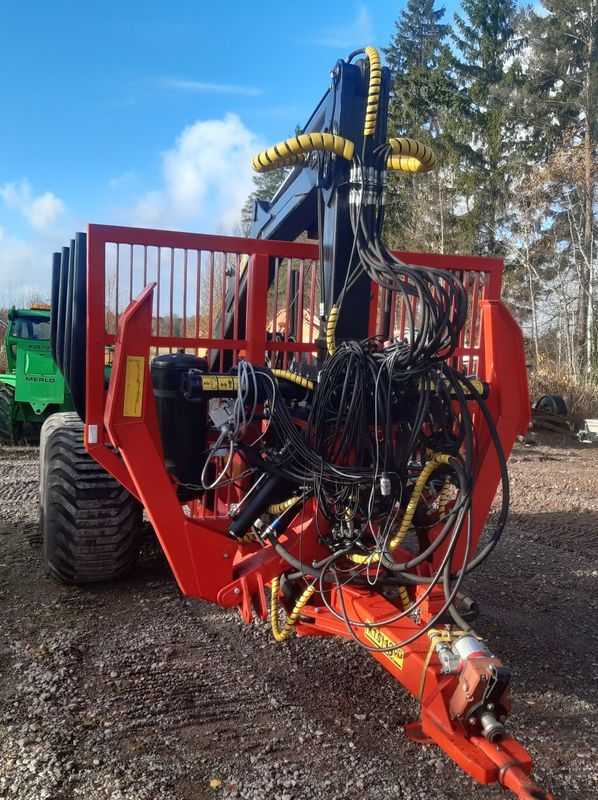 Färdigbyggd | KTS Huggarvagn 13,0 ton med 8,6 m-kran