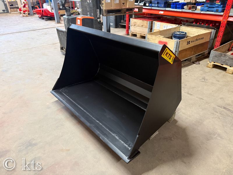 K.T.S Universalskopa 1,4 m Bultade fästen