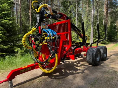 Färdigbyggd | KTS Huggarvagn 10,0 ton med 7,5 m-kran