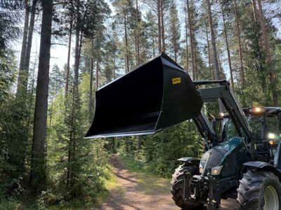 KTS Universalskopa 2,4 m | Med bultade fästen